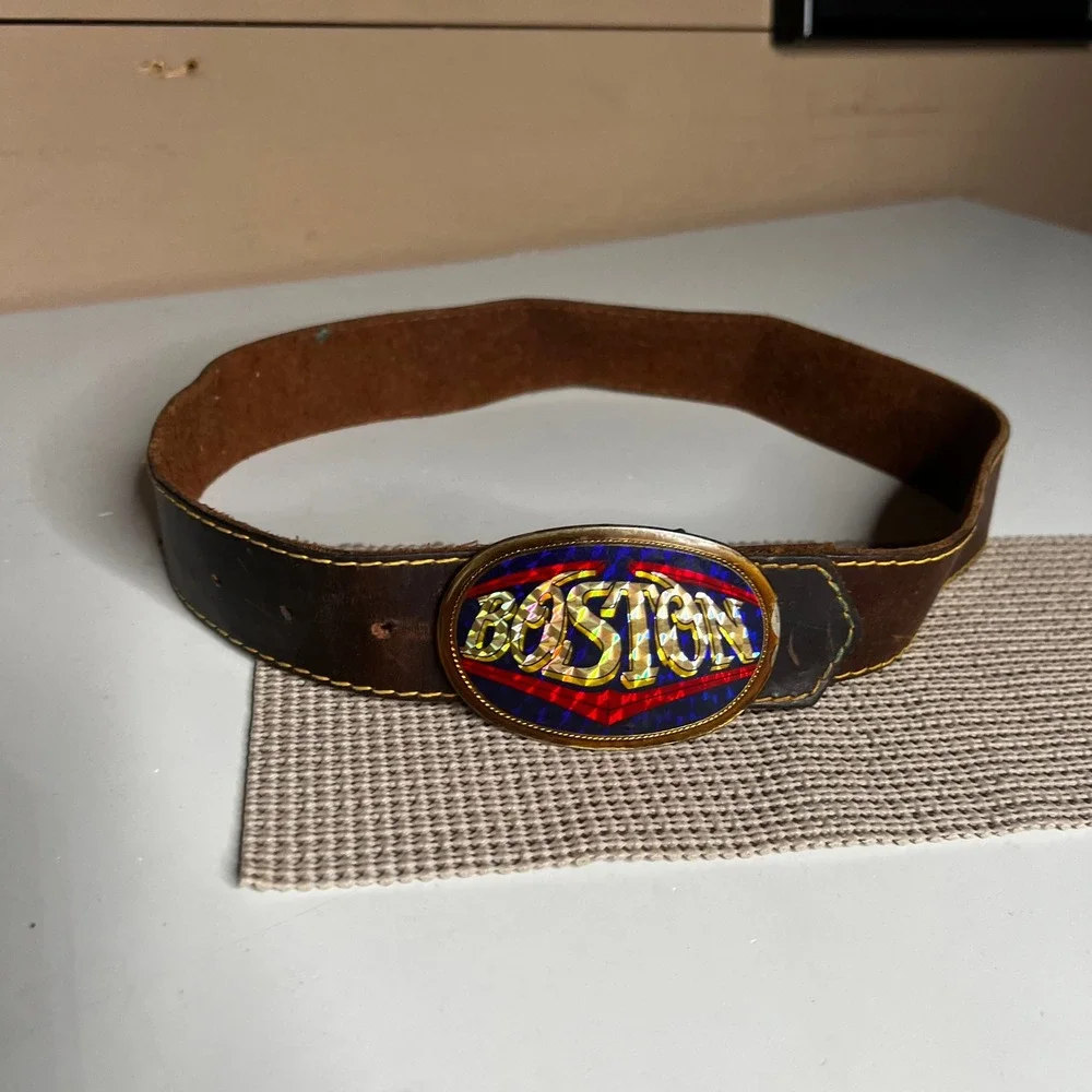 Vintage 1977 Boston Band Belt Buckle Pacifica Mfg Holographic Prism Leather Belt